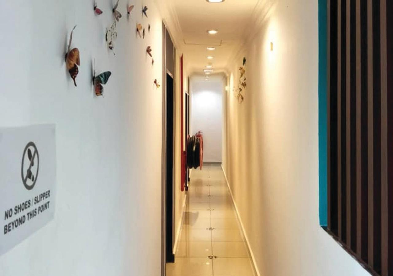 Hotel Ec Double Star Klia 1-Klia 2 Sepang Exterior foto